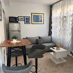 Apartment Dalmacija Biograd Na Moru