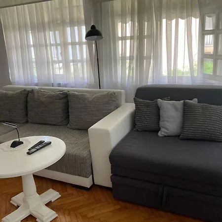 Apartment Dalmacija *