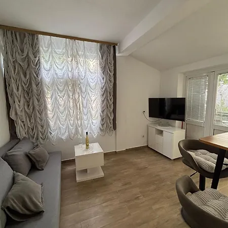 Apartament Dalmacija Biograd Na Moru
